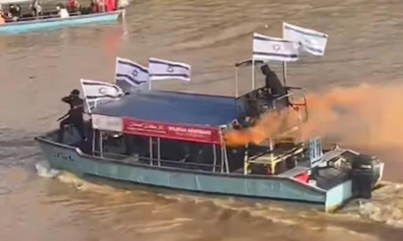 رفع أعلام الاحتلال الإسرائيلي في مسيرة تضامن بولاية كيلانتان الماليزية يشعل جدلاً وتحقيقًا&nbsp;رسميًا