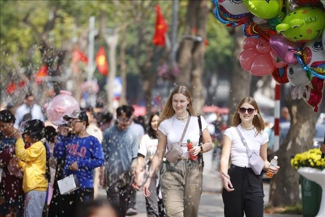 هو تشي منه تروّج نفسها كمدينة سياحية عبر فعاليات كبرى وجوائز&nbsp;دولية