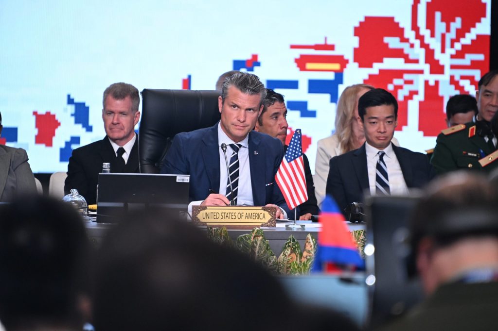 “أنغكور سنتينيل” تستيقظ من سباتها.. إشارة أمريكية إلى عودة النفوذ في&nbsp;كمبوديا