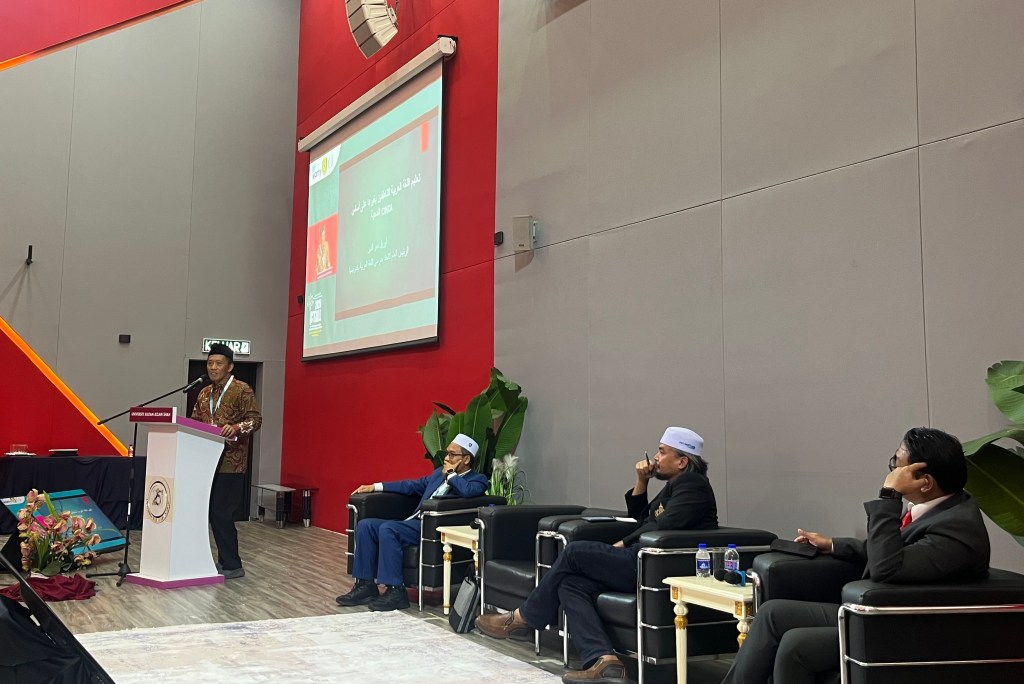 من جاكرتا إلى بنوم بنه: إشادة أكاديمية بالكويت في خدمة اللغة&nbsp;العربية