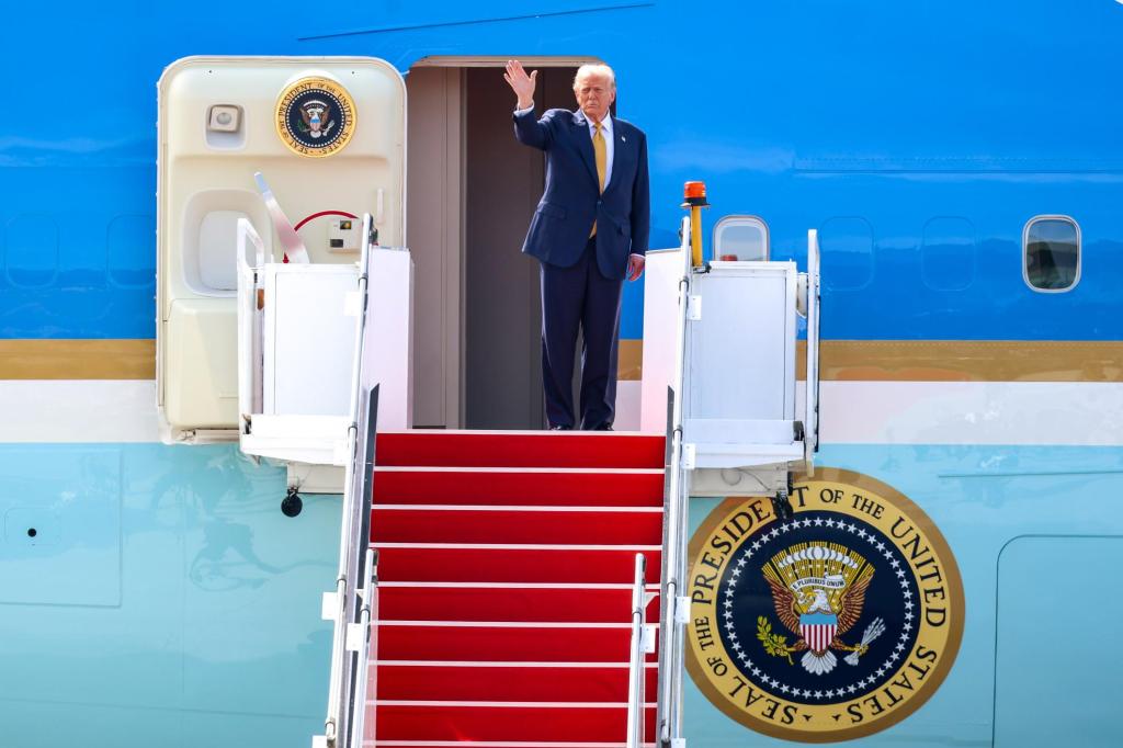 ترامب يغادر كوالالمبور وقادة آسيان يرسمون ملامح الاقتصاد&nbsp;العالمي