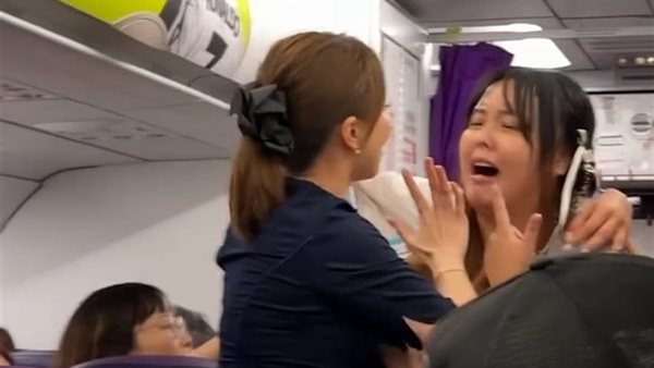 راكبة فيتنامية تؤخّر طائرة ساعتين بسبب إصرارها على الجلوس بجانب&nbsp;صديقها